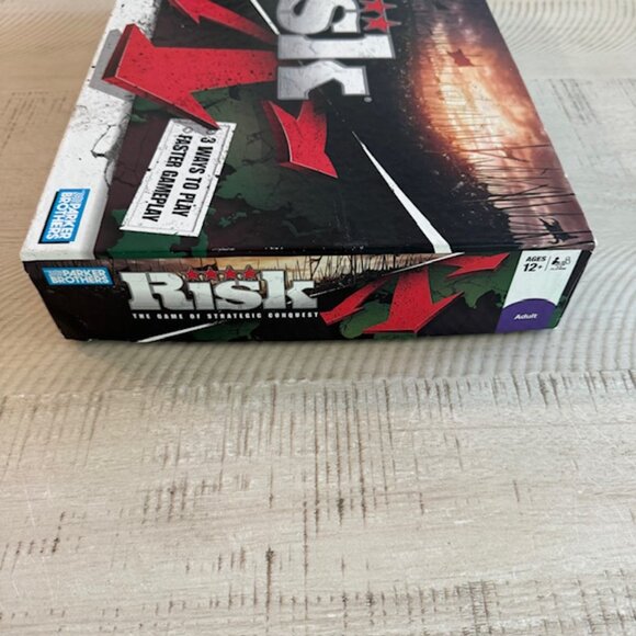 Parker Brothers Risk (Revised Edition) 2008 - Picture 11 of 12